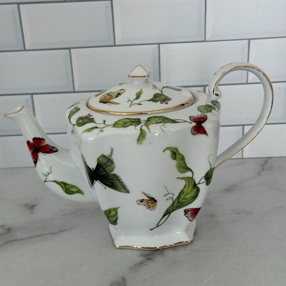 Godinger & Co Butterfly Garden Porcelain Teapot Gold Trim - 6-Cup Capacity